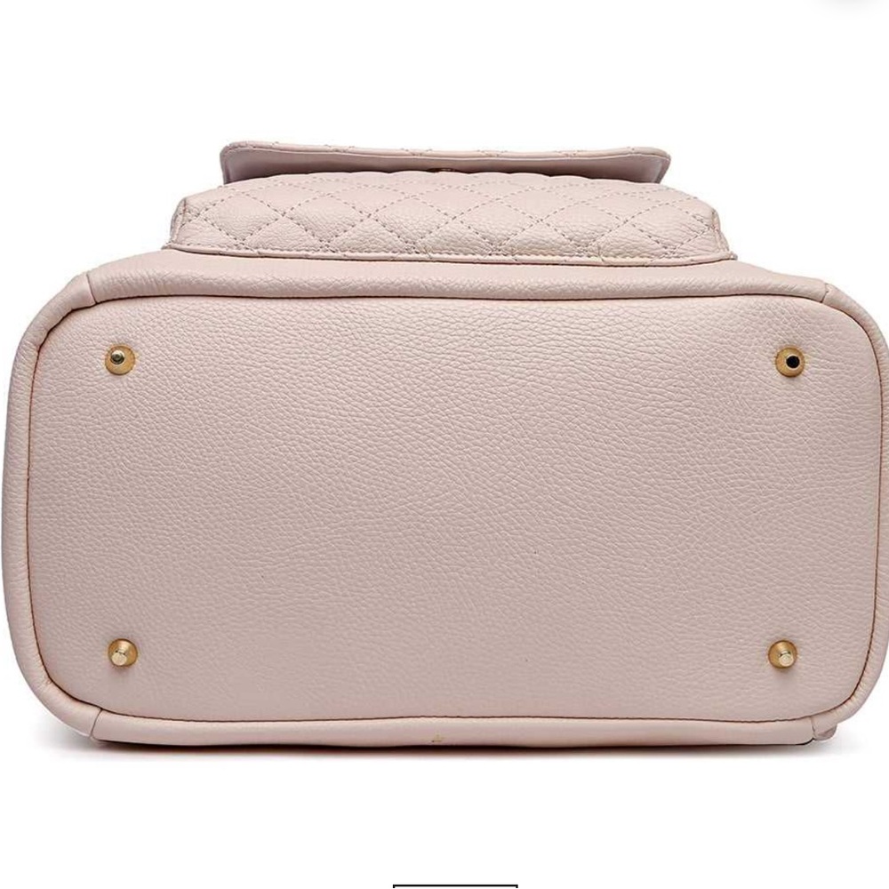 LULI BEBE MONACO DIAPER BAG IN
PASTEL PINK - Picture 3 of 13